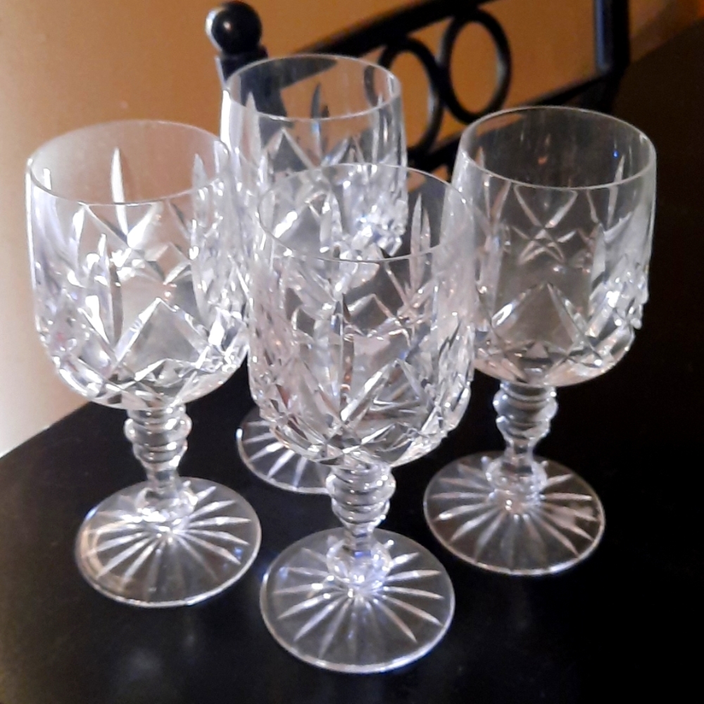 Set of 4 vintage crystal glasses